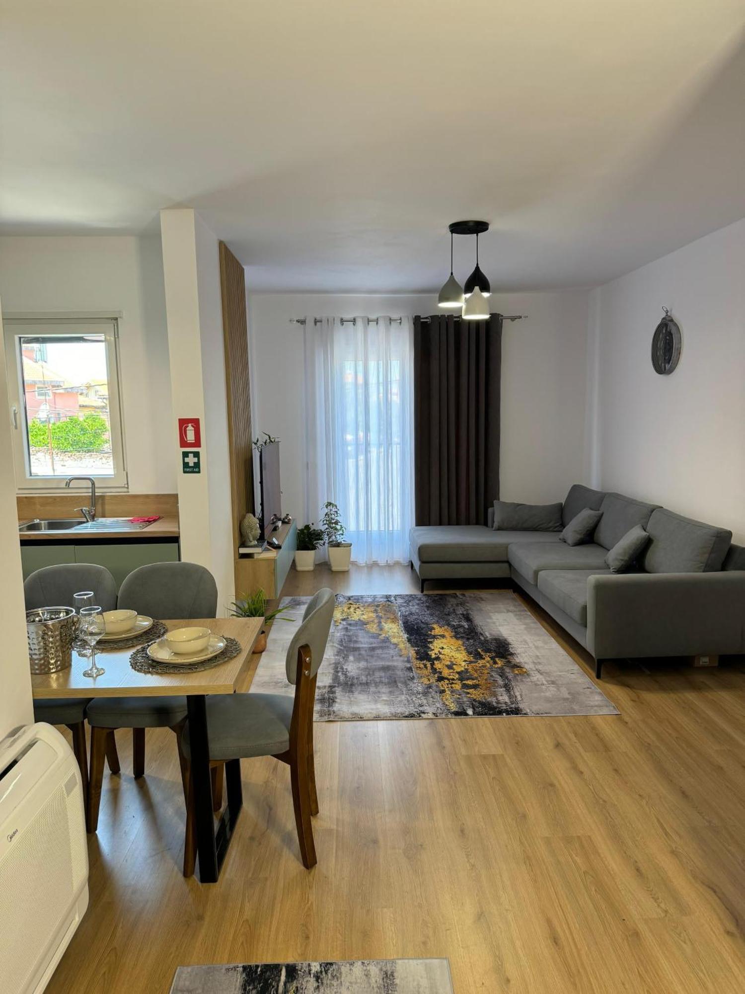 שקודר Apartment In City Center מראה חיצוני תמונה